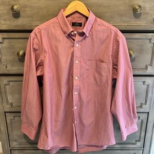Club Room regular fit mens dress shirt. 16  32/33 L red striped